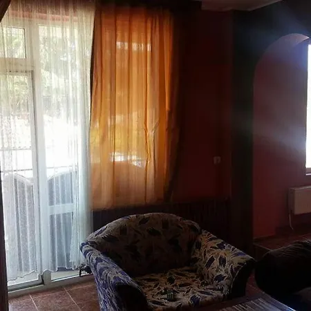 виама Hotel *
