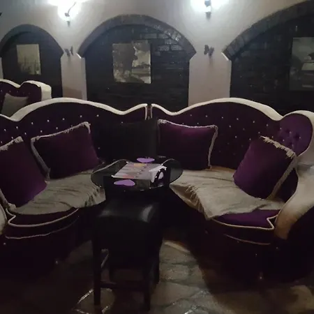 виама * Mineralni Bani