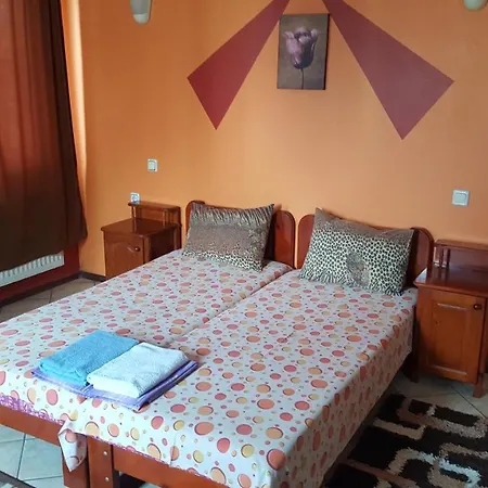 виама Hotel Mineralni Bani